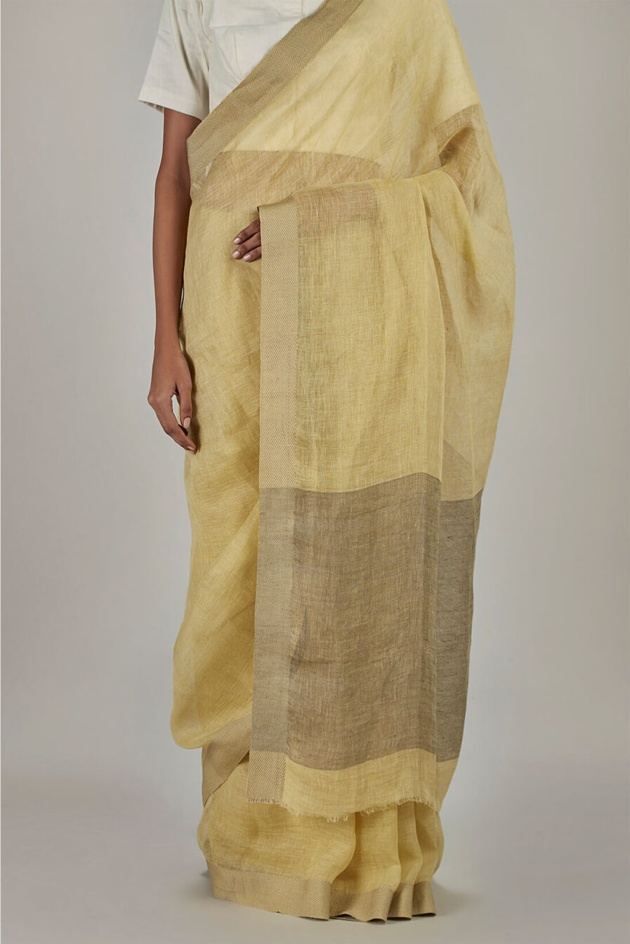 Anavil Twill border summer linen sari
