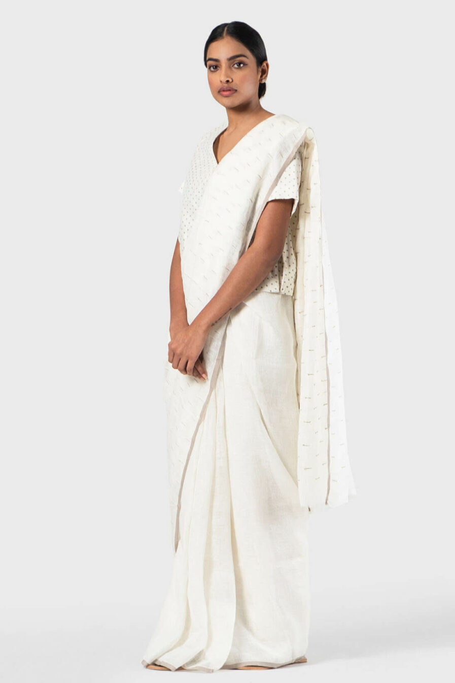 Anavila Ivory Linen slub detail sari